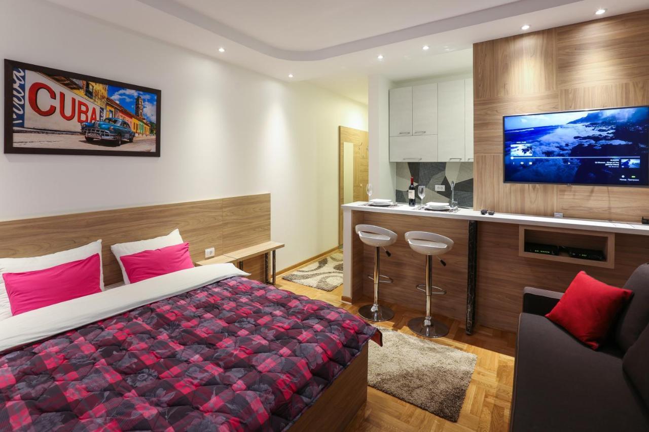 Apartment Promenada 30 Нови-Сад Экстерьер фото