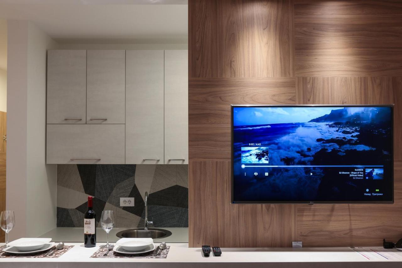 Apartment Promenada 30 Нови-Сад Экстерьер фото