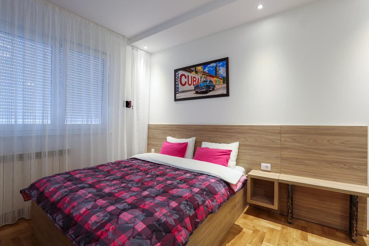 Apartment Promenada 30 Нови-Сад Экстерьер фото